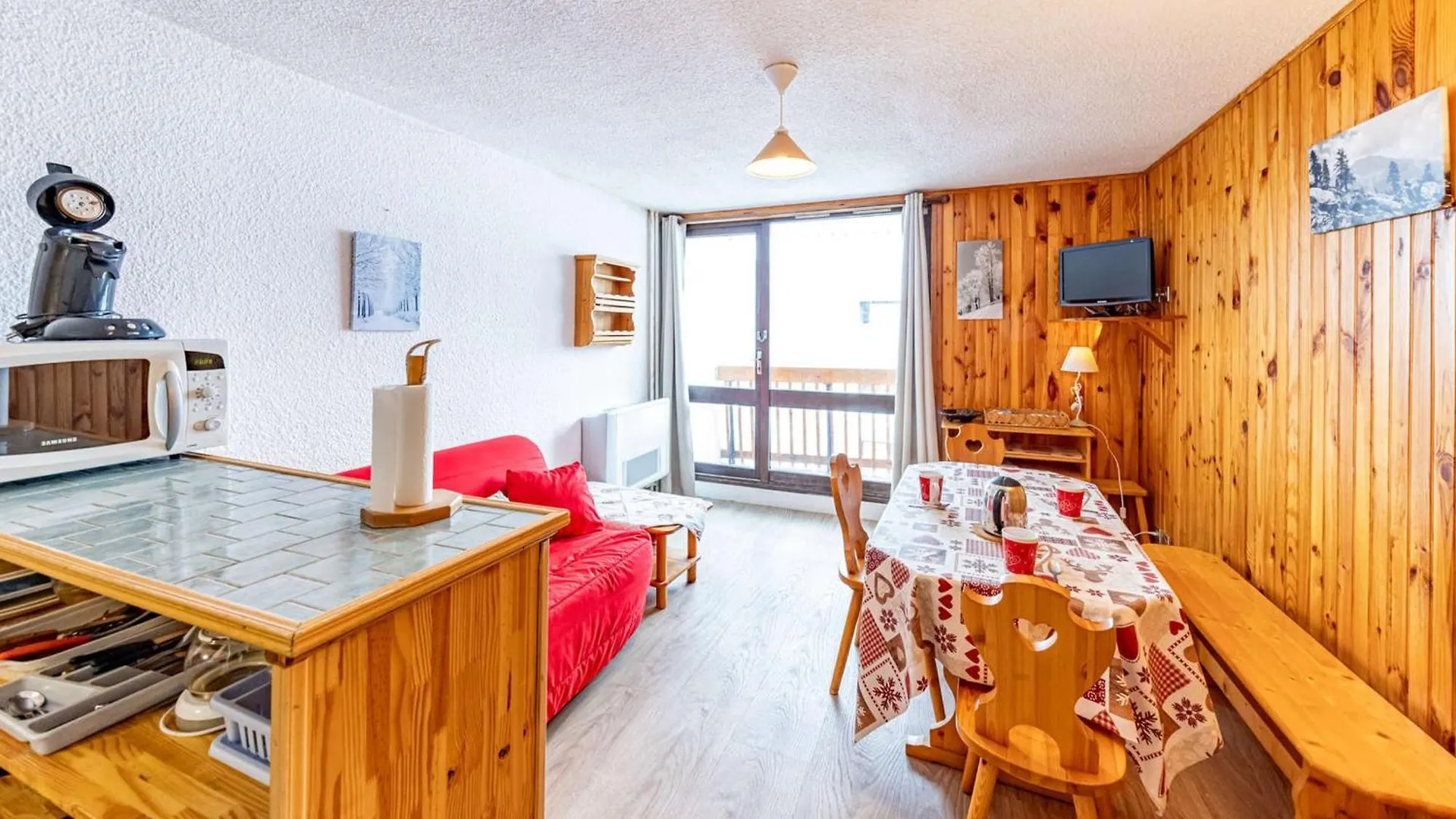 Studio Confortable 4 Pers. Avec Balcon A Saint-Francois-Longchamp - Fr-1-807-39 فرنسا